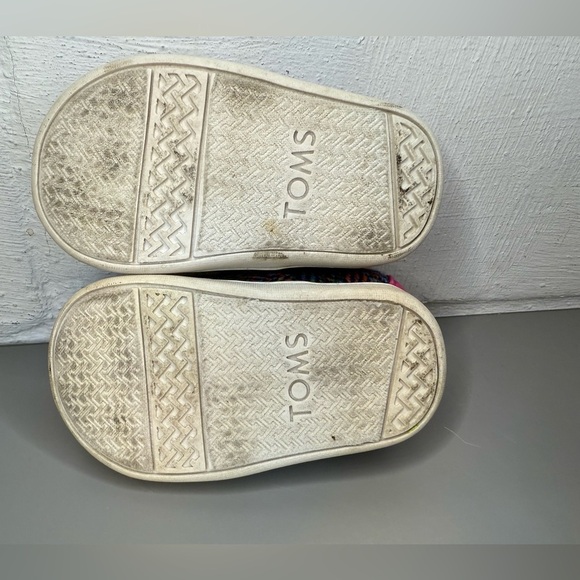 TOMS Kids Multicolor Slip-On Shoes Toddler 4 - Picture 6 of 7